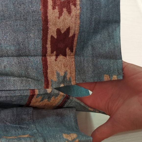 Southwestern Aztec top - Picture 3 of 3